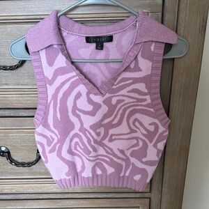Lavender Patterned Sleeveless Sweater Vest